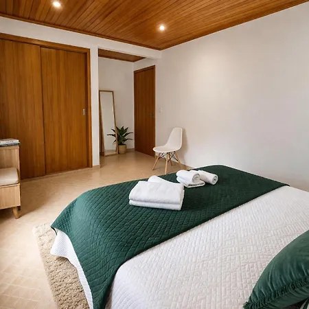 Fraga Casa de Férias Ribeirinha (Pico Island)