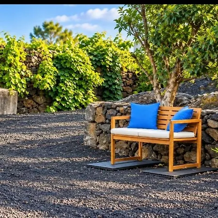 Fraga Ribeirinha (Pico Island)